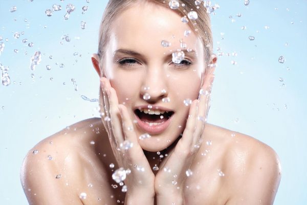 Bạn đã biết cách chăm sóc da mặt nhờn bị mụn hiệu quả?