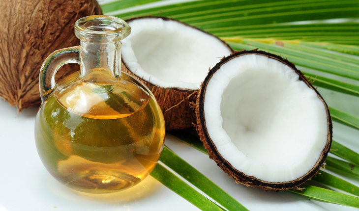 Cách massage da mặt bằng dầu dừa cực hiệu quả