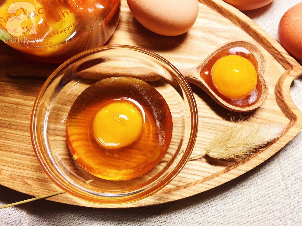 Bật Mí Công Dụng Làm Đẹp Tuyệt Vời Của Trứng Gà Ngâm Giấm